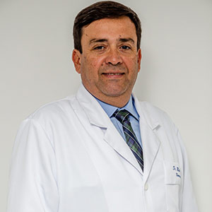 Dr. Marcelo Castro